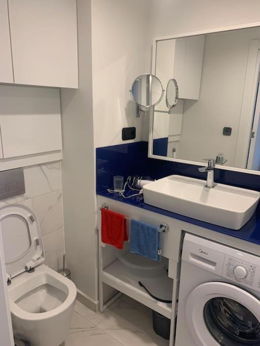 Orbi Comfort 2 50 м By Sea דירה *